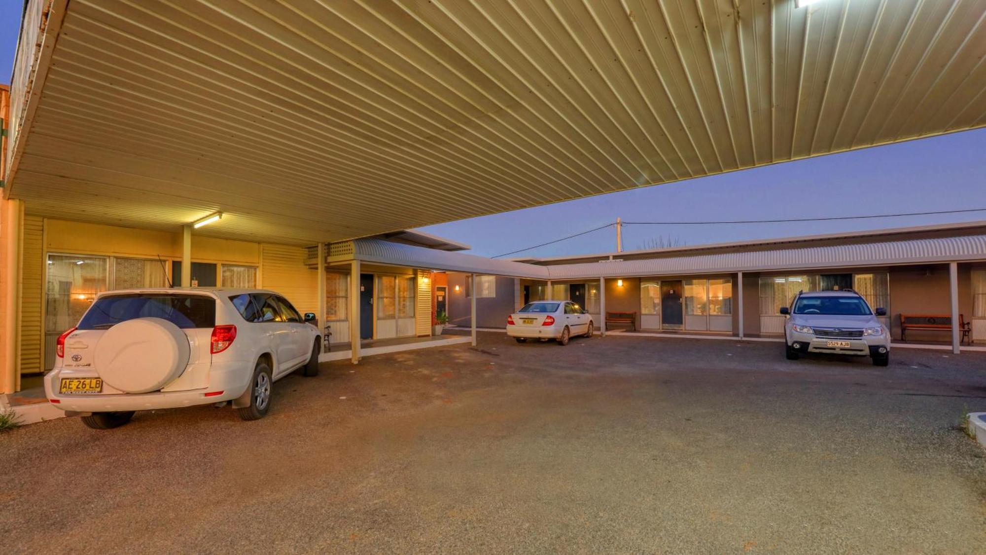Silver Haven Motor Inn Broken Hill Exteriér fotografie